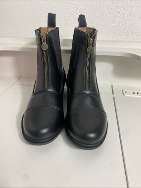 Ovation Quantum Ladies Zip Paddock Size 8.5